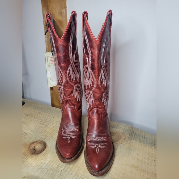 Idyllwind Women's Icon Embroidered Western Tall Boot - Round Toe Red Size 6.5B - Picture 2 of 8